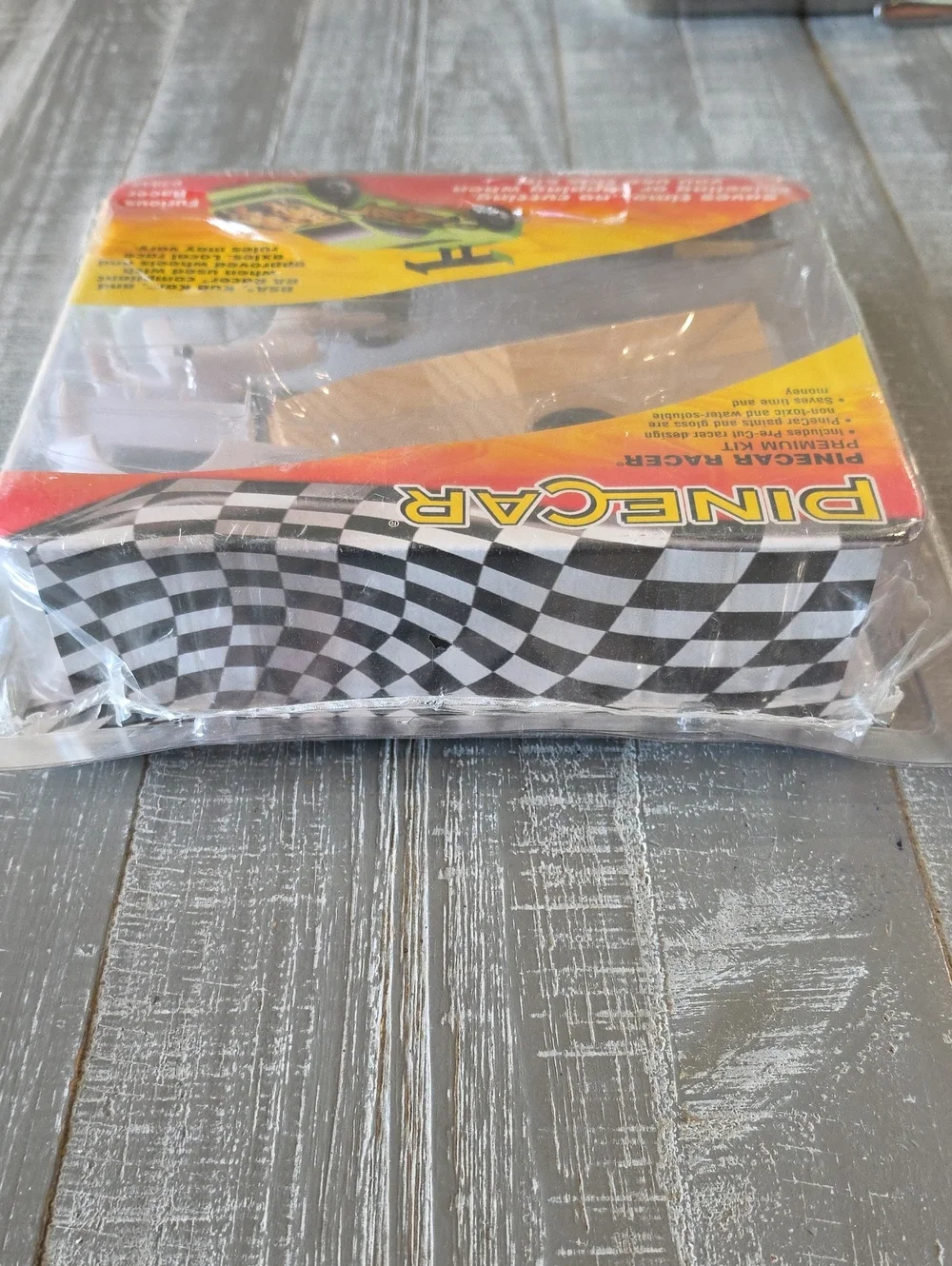 PineCar Furious Racer Premium Kit (Model P3945), Boy Scouts & Kub Kar Compliant